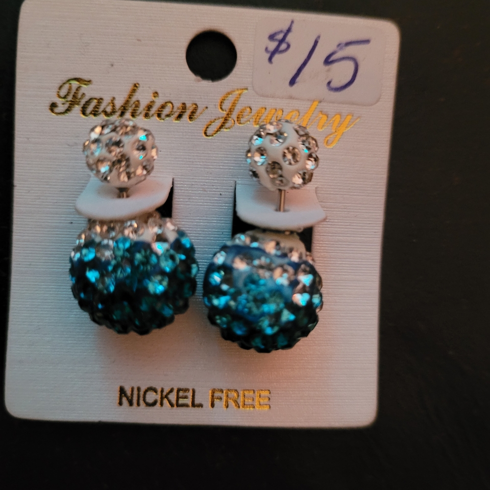 Fashion Jewelry Blue and Silver Earrings